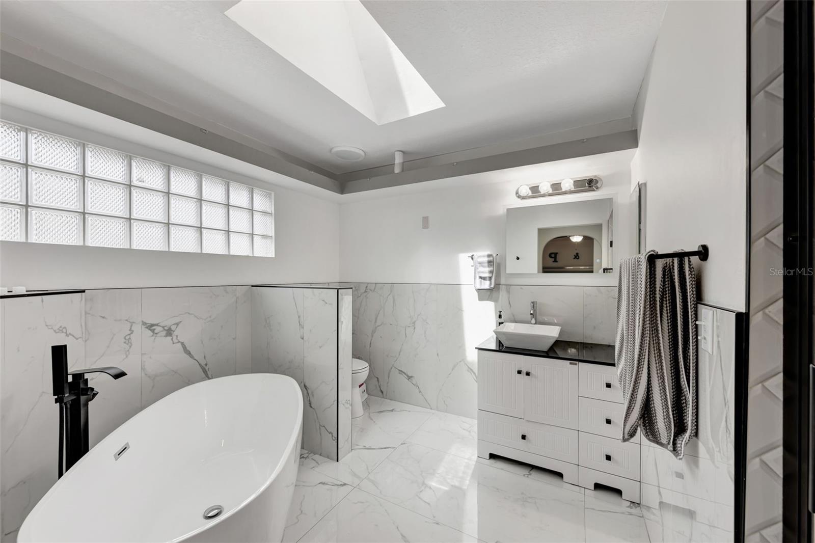 787 LEEWARD DR, DELTONA, FL, 32738