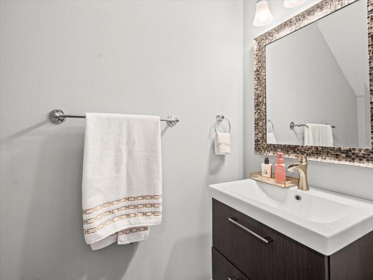 8511 EDGEWATER PLACE BLVD, TAMPA, FL, 33615