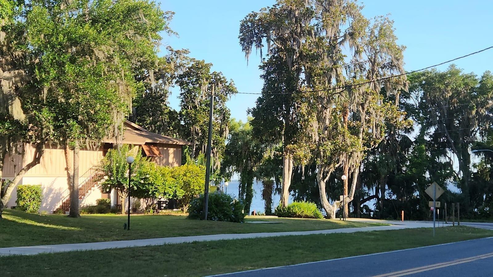 190 HICKORY WOODS CT #7B, DELTONA, FL, 32725