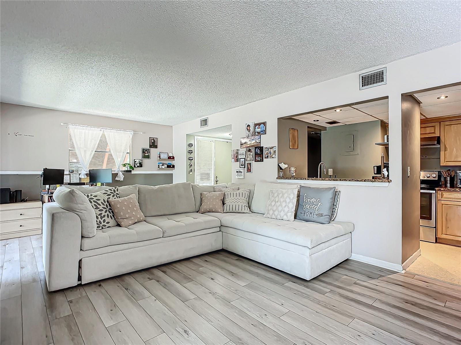 190 HICKORY WOODS CT #7B, DELTONA, FL, 32725