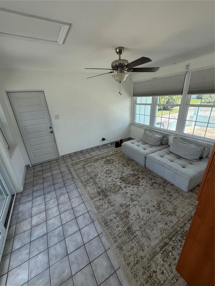 2315 SUNRISE DR SE, ST PETERSBURG, FL, 33705