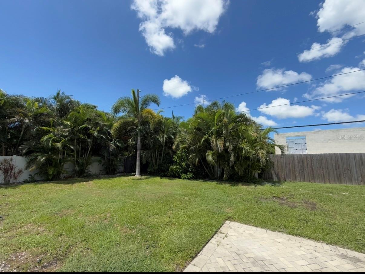 2315 SUNRISE DR SE, ST PETERSBURG, FL, 33705