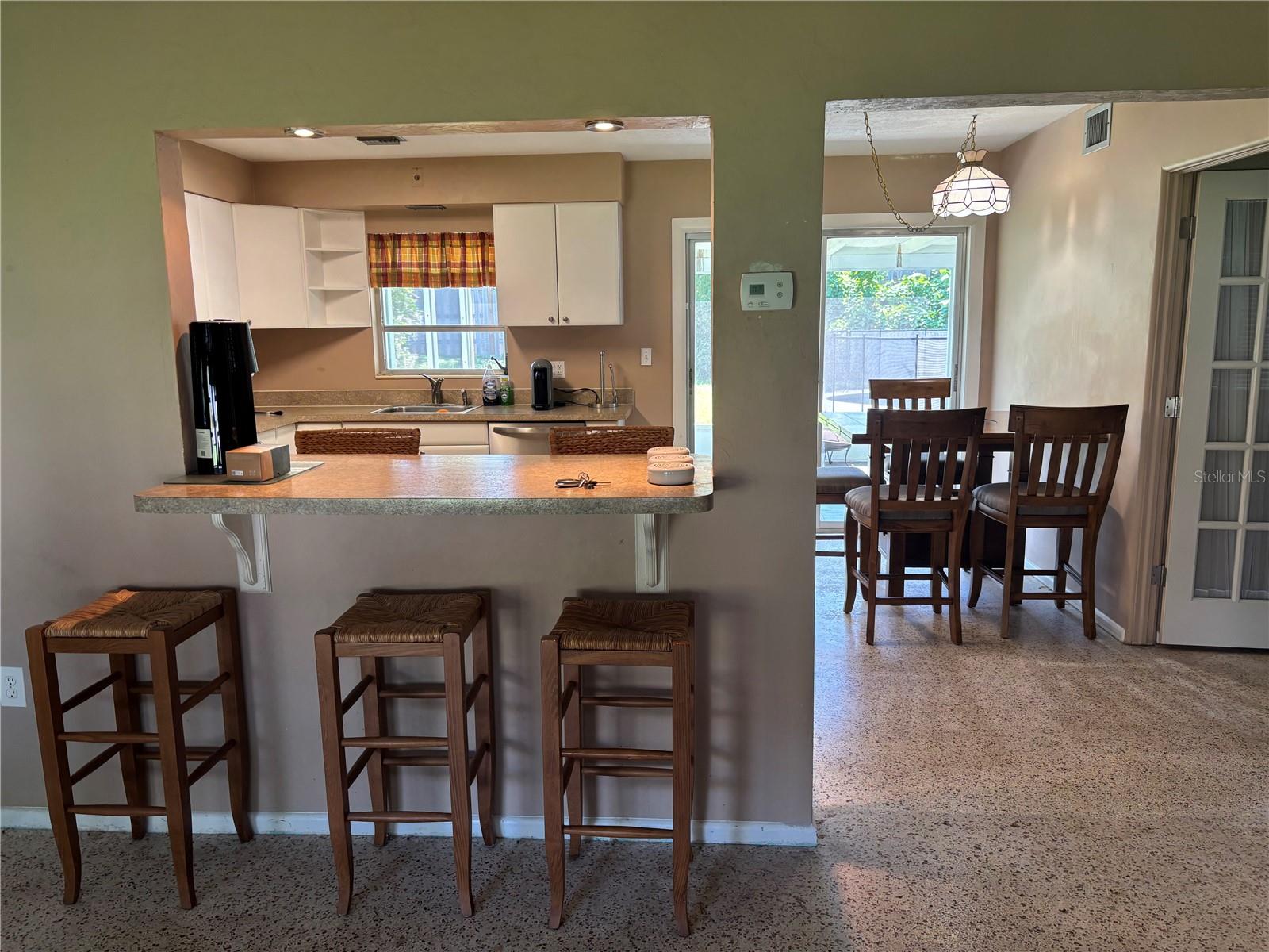 A4662326 Property Photo