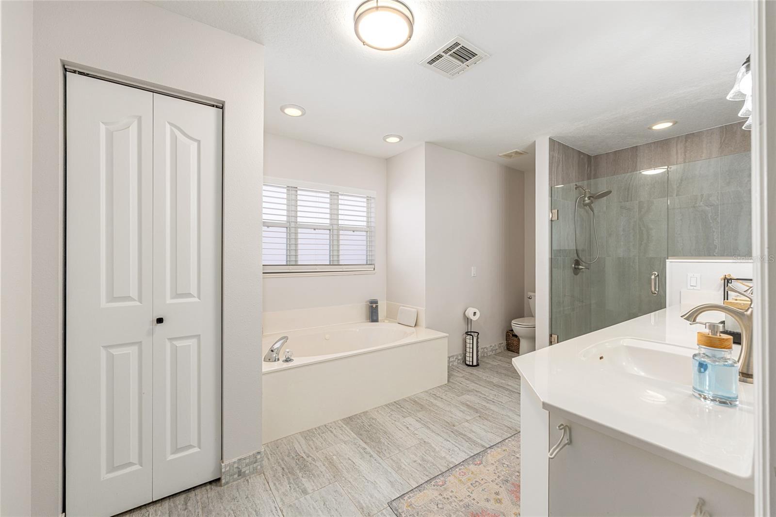 5634 NE 61ST AVENUE RD, SILVER SPRINGS, FL, 34488