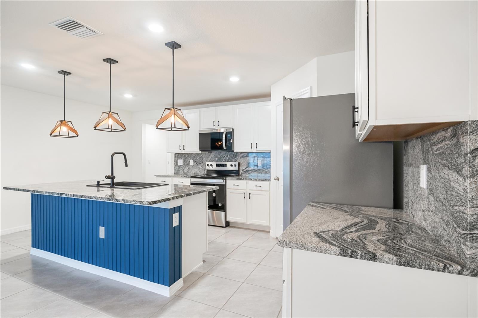 24596 NW 23RD LN, NEWBERRY, FL, 32669