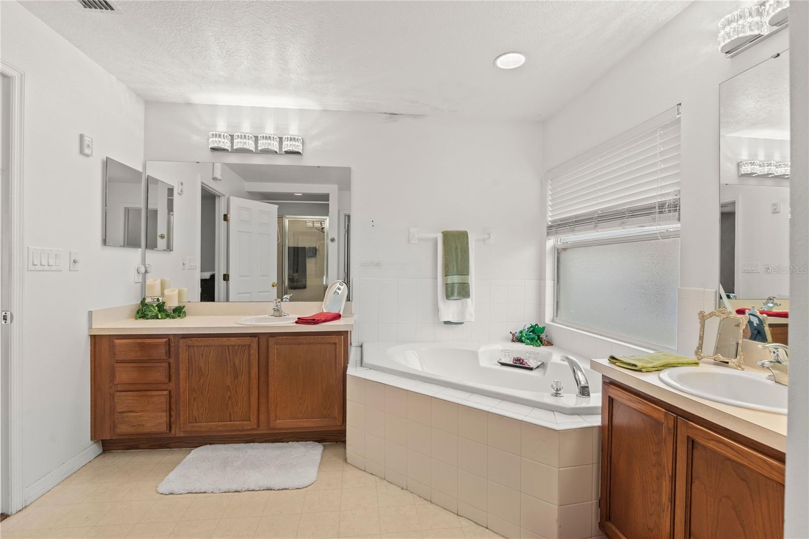 648 PLACID RUN RD, ORANGE CITY, FL, 32763