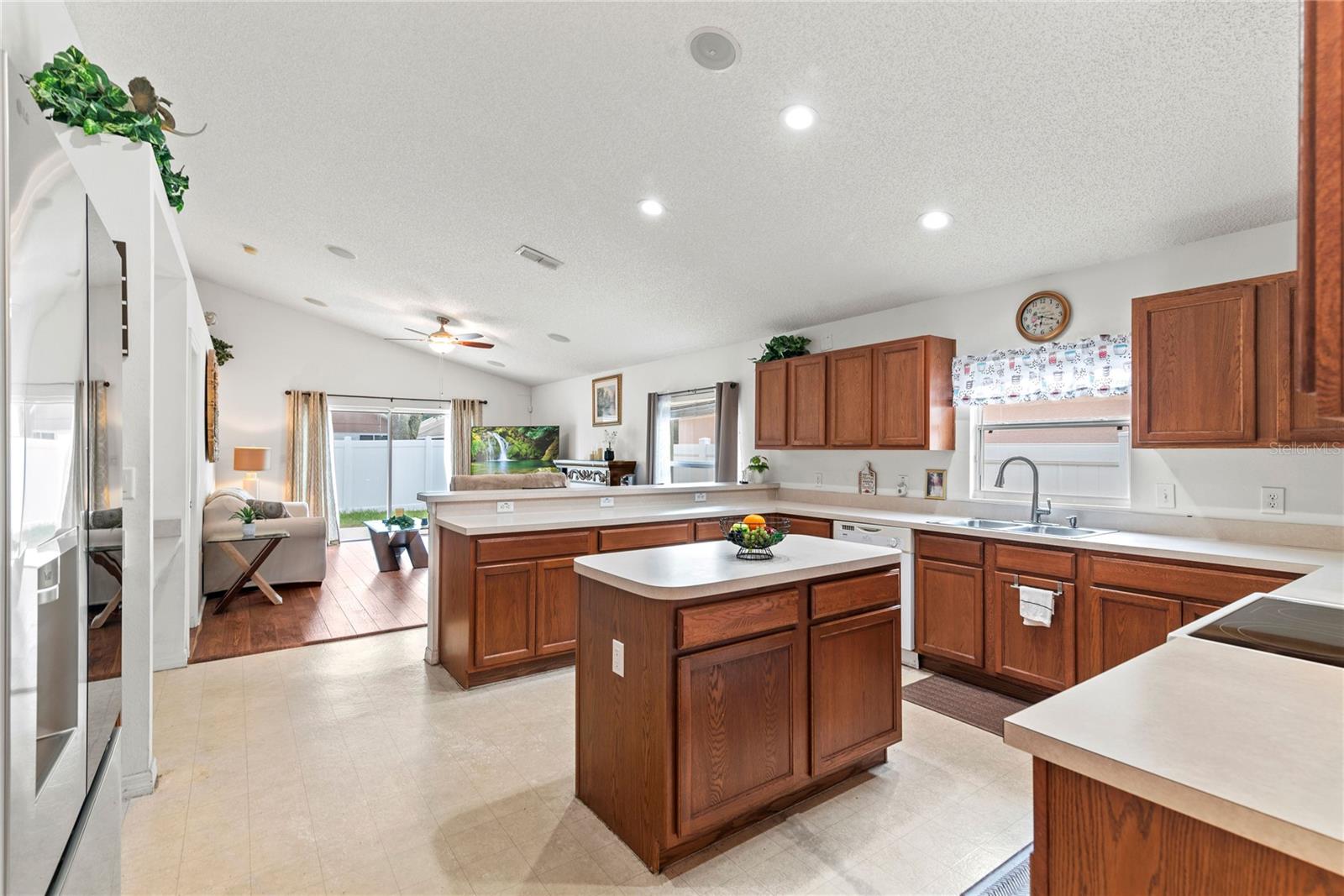 648 PLACID RUN RD, ORANGE CITY, FL, 32763