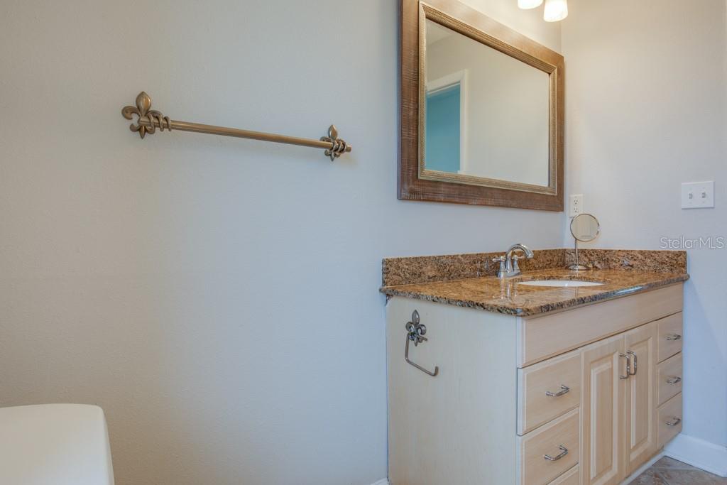 4098 BEACH DR SE, ST PETERSBURG, FL, 33705