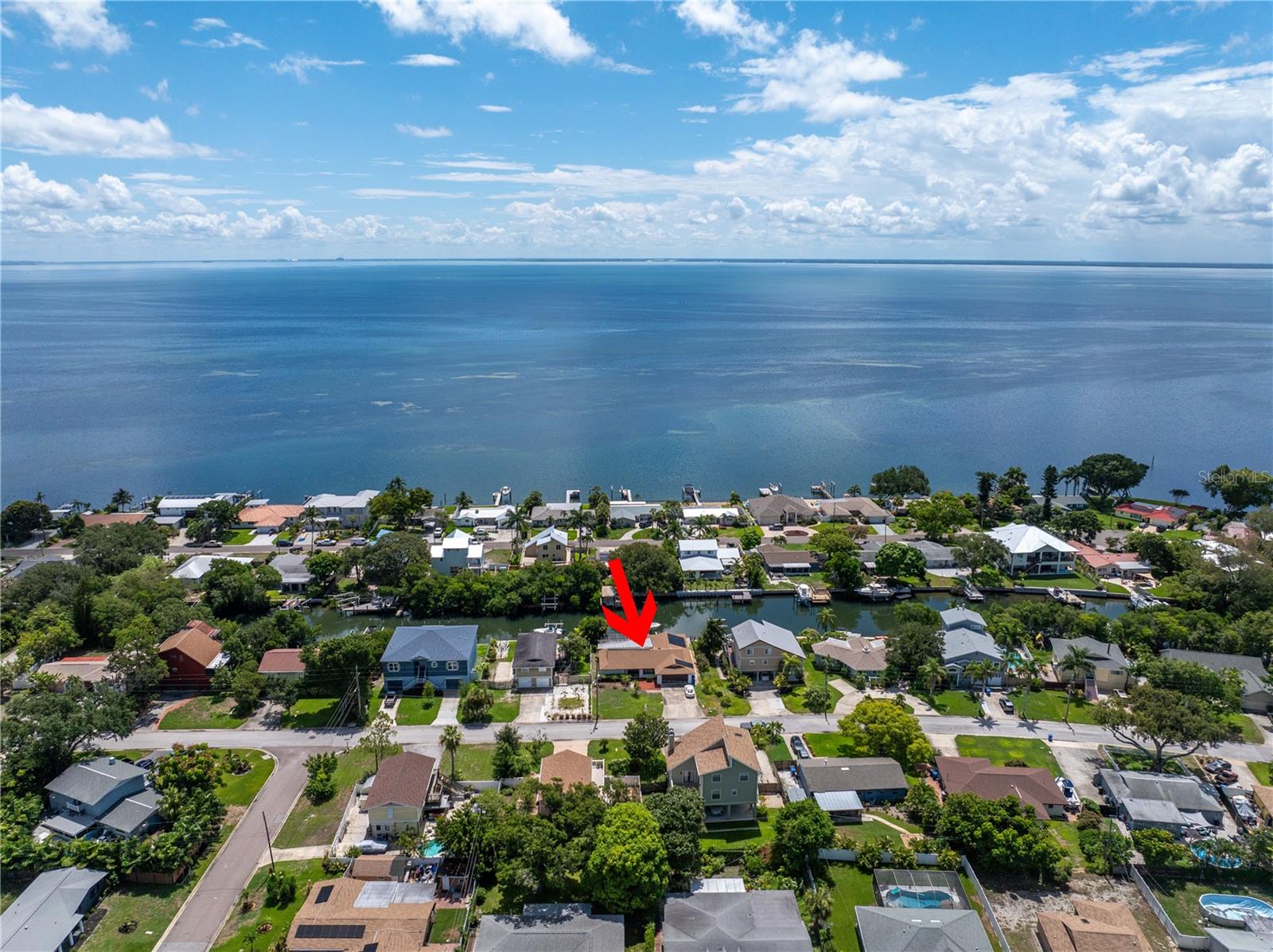 4098 BEACH DR SE, ST PETERSBURG, FL, 33705