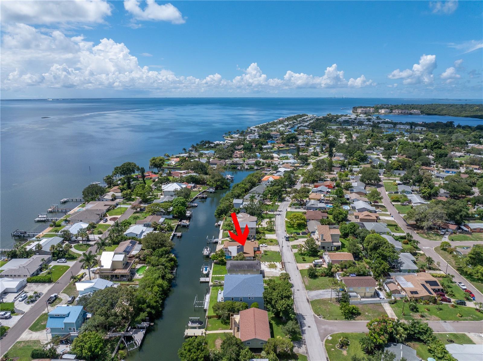 4098 BEACH DR SE, ST PETERSBURG, FL, 33705