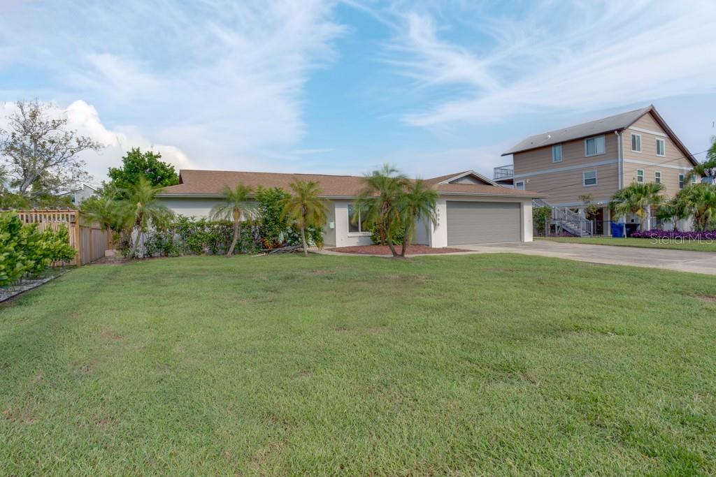 4098 BEACH DR SE, ST PETERSBURG, FL, 33705