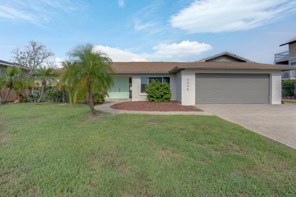 4098 BEACH DR SE, ST PETERSBURG, FL, 33705