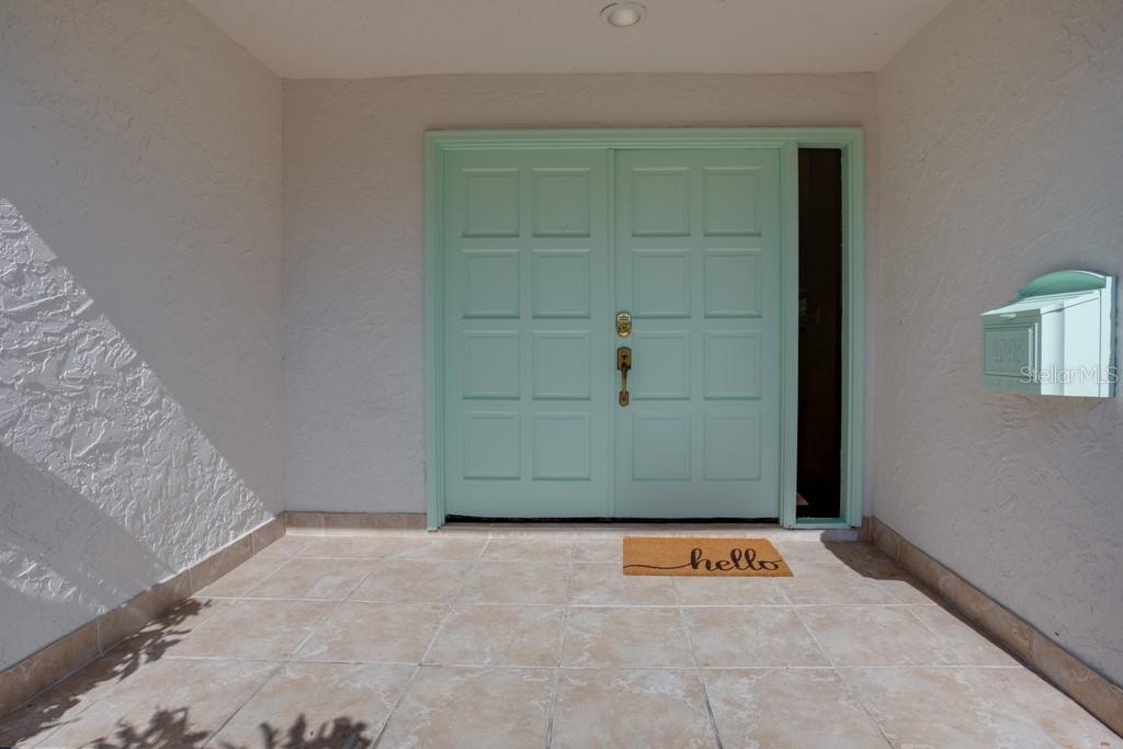 4098 BEACH DR SE, ST PETERSBURG, FL, 33705