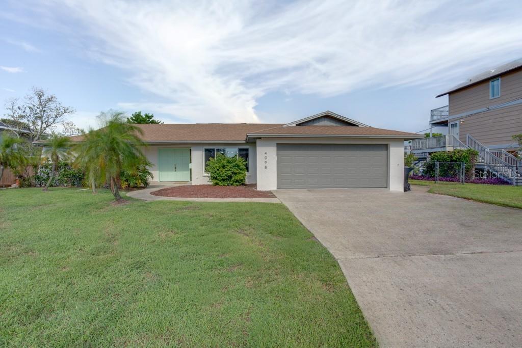 4098 BEACH DR SE, ST PETERSBURG, FL, 33705
