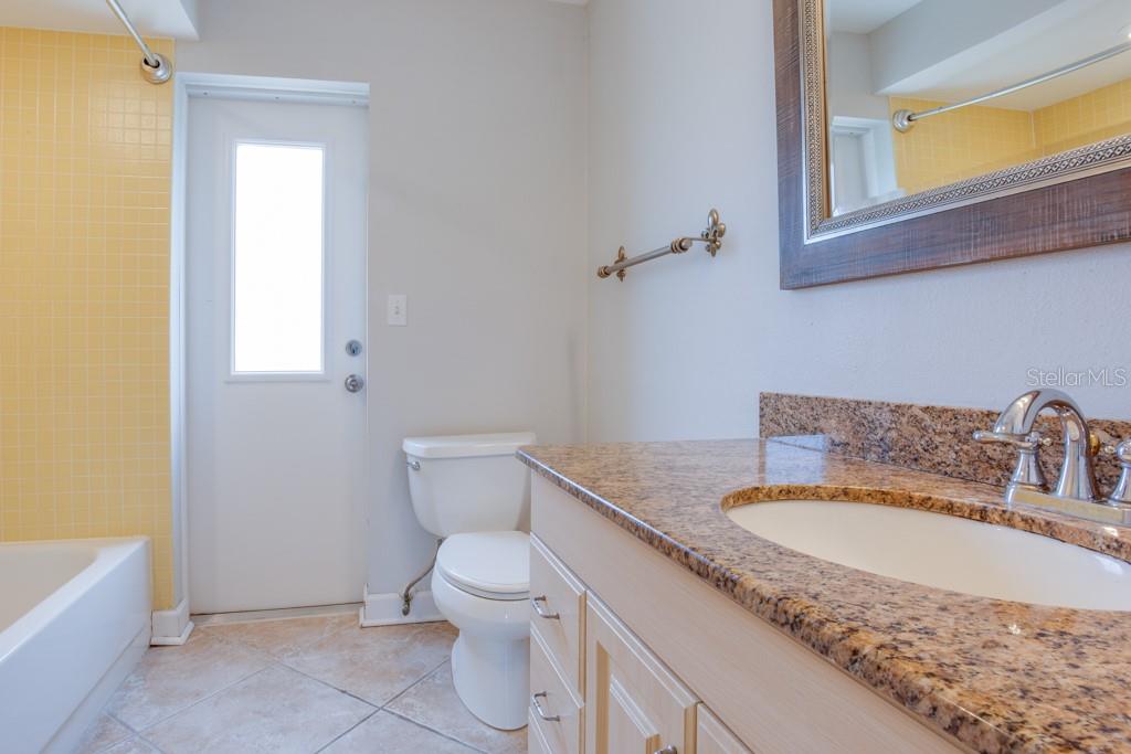 4098 BEACH DR SE, ST PETERSBURG, FL, 33705