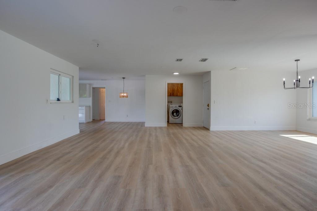 4098 BEACH DR SE, ST PETERSBURG, FL, 33705