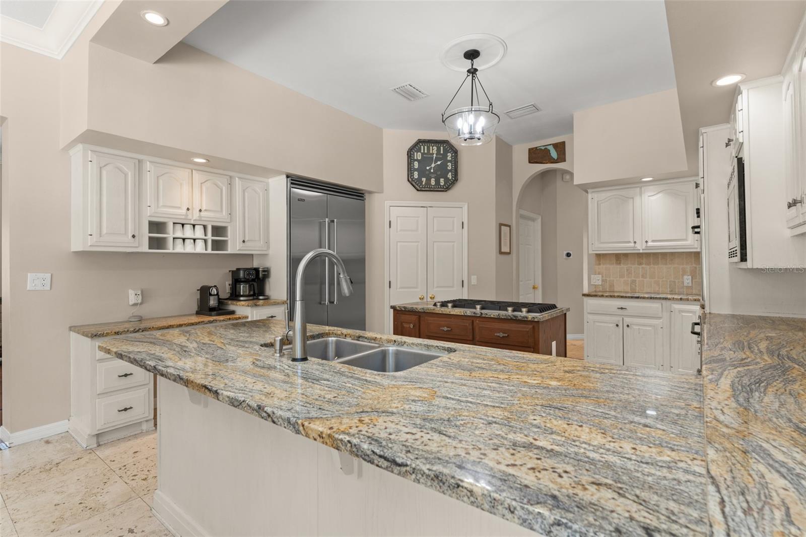 O6336655 Property Photo