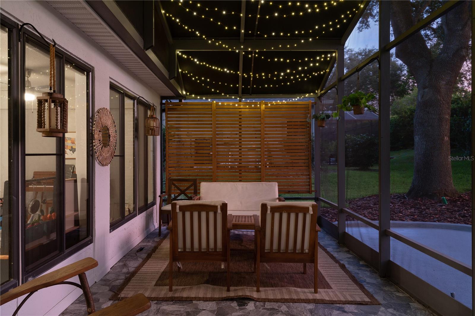 5252 GROVE MNR, LADY LAKE, FL, 32159