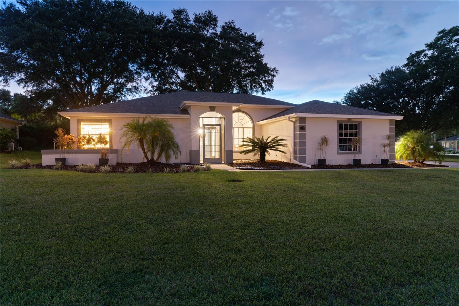 5252 GROVE MNR, LADY LAKE, FL, 32159