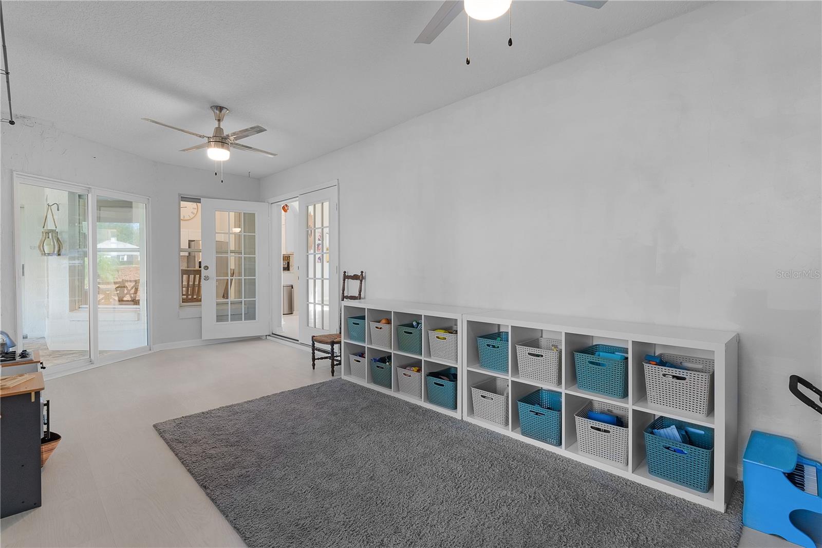 5252 GROVE MNR, LADY LAKE, FL, 32159