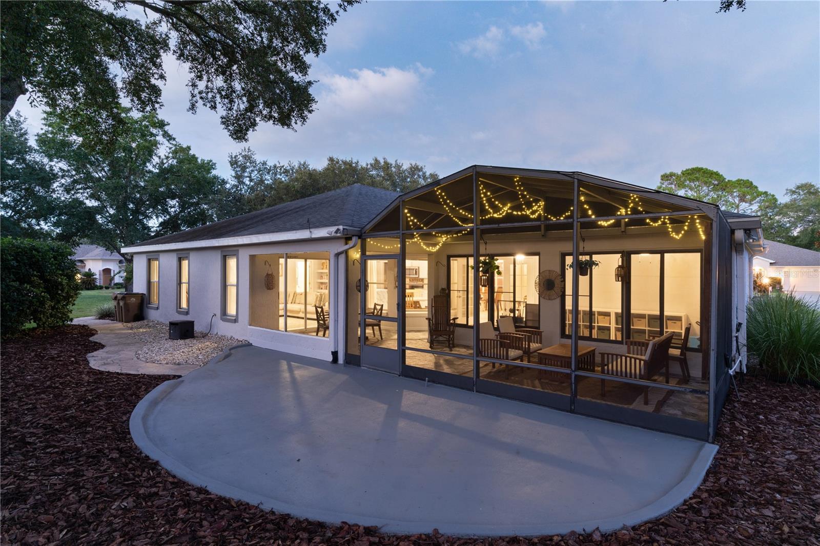 5252 GROVE MNR, LADY LAKE, FL, 32159