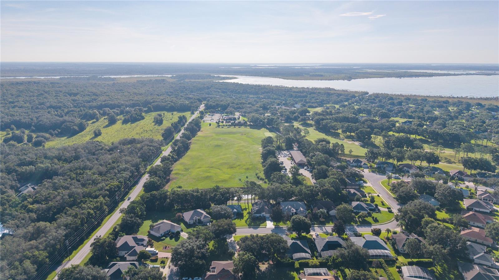 5252 GROVE MNR, LADY LAKE, FL, 32159