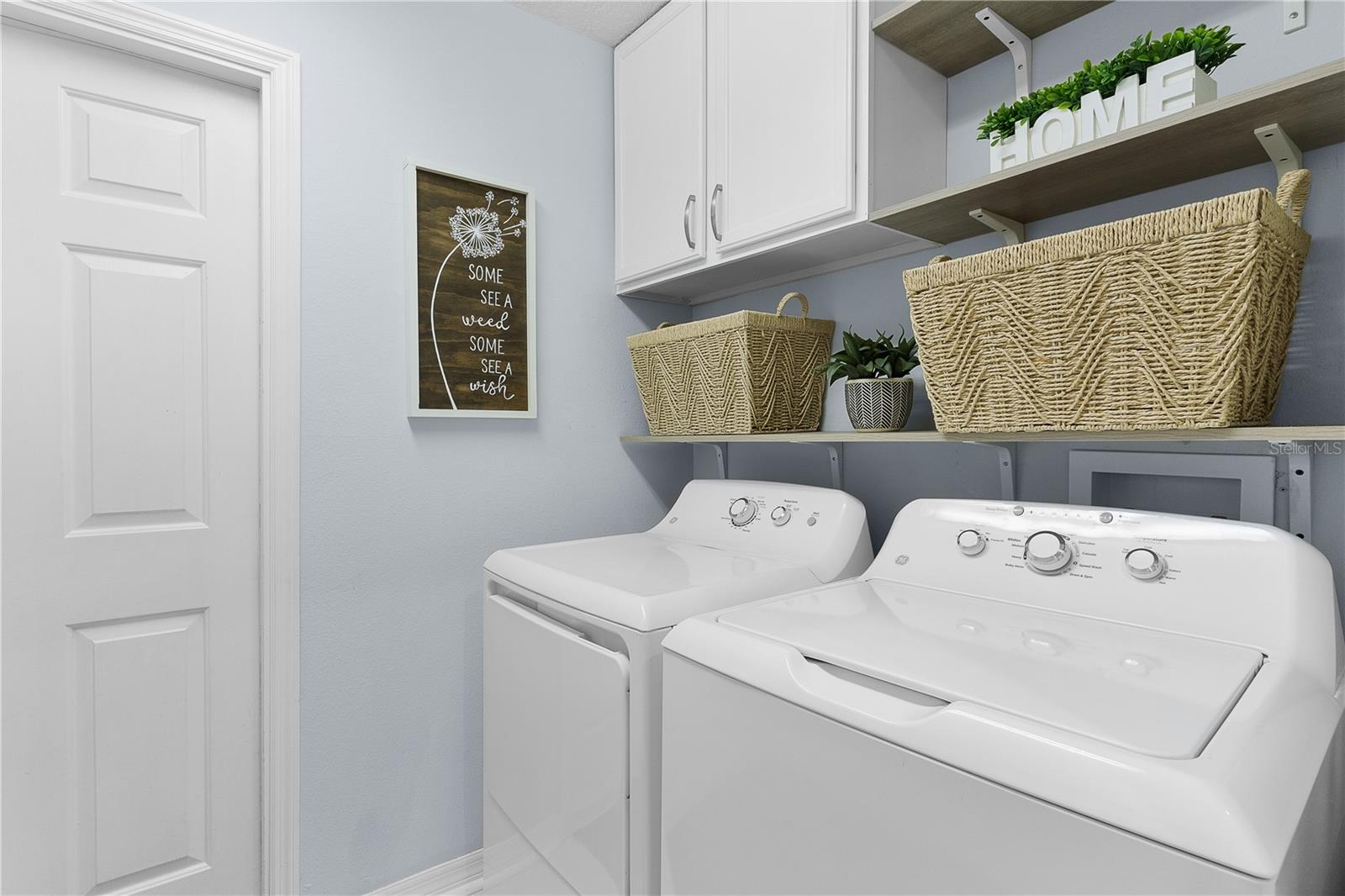 5252 GROVE MNR, LADY LAKE, FL, 32159