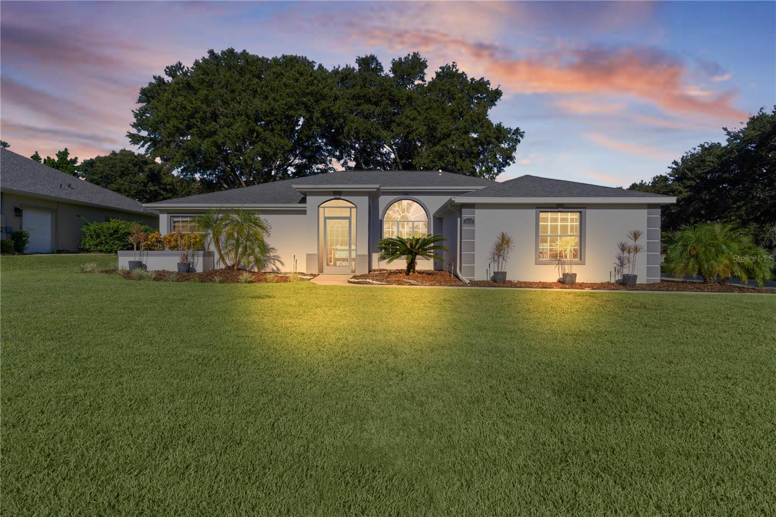 5252 GROVE MNR, LADY LAKE, FL, 32159