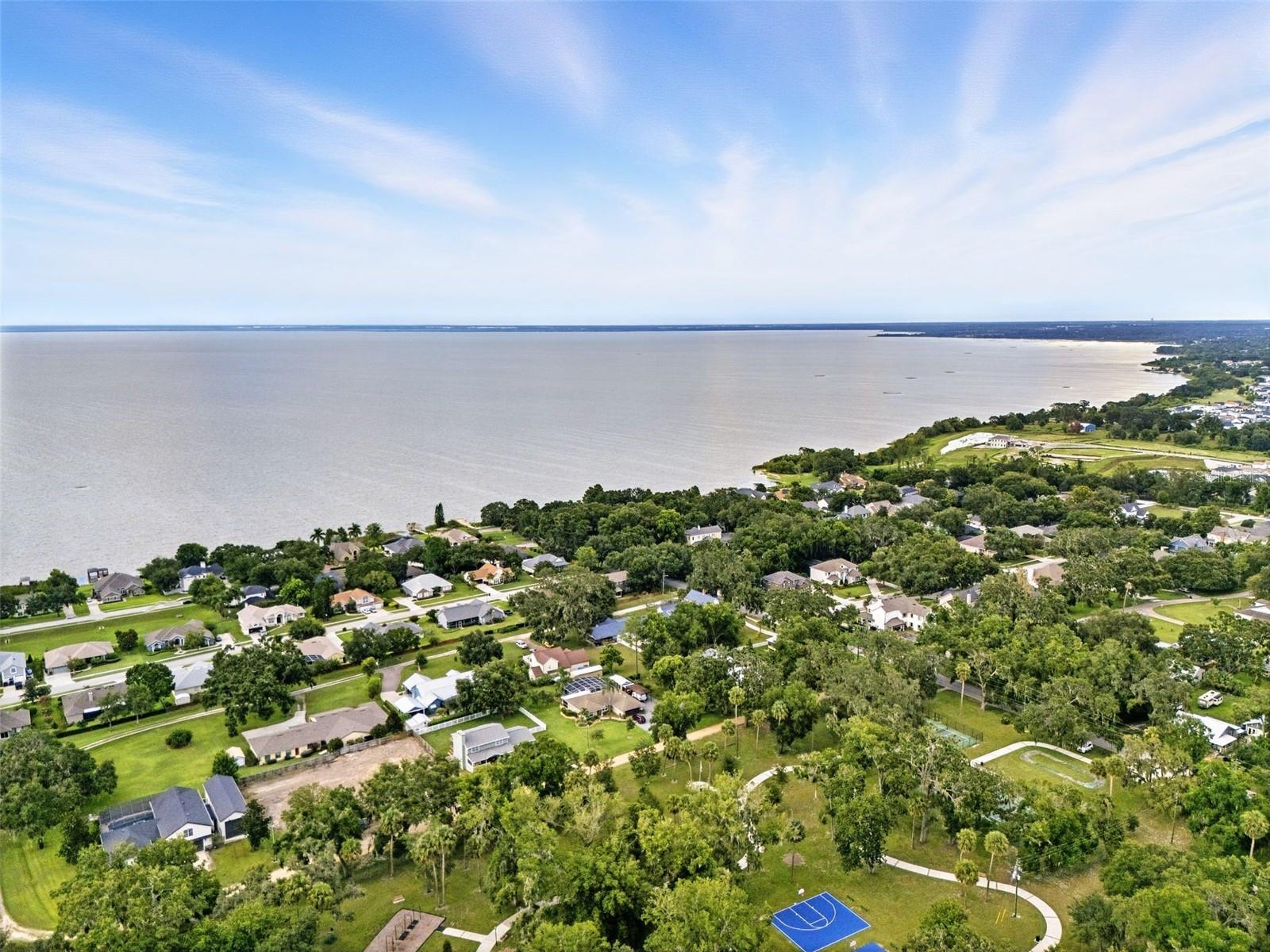 N DANIELS ST, OAKLAND, FL, 34760