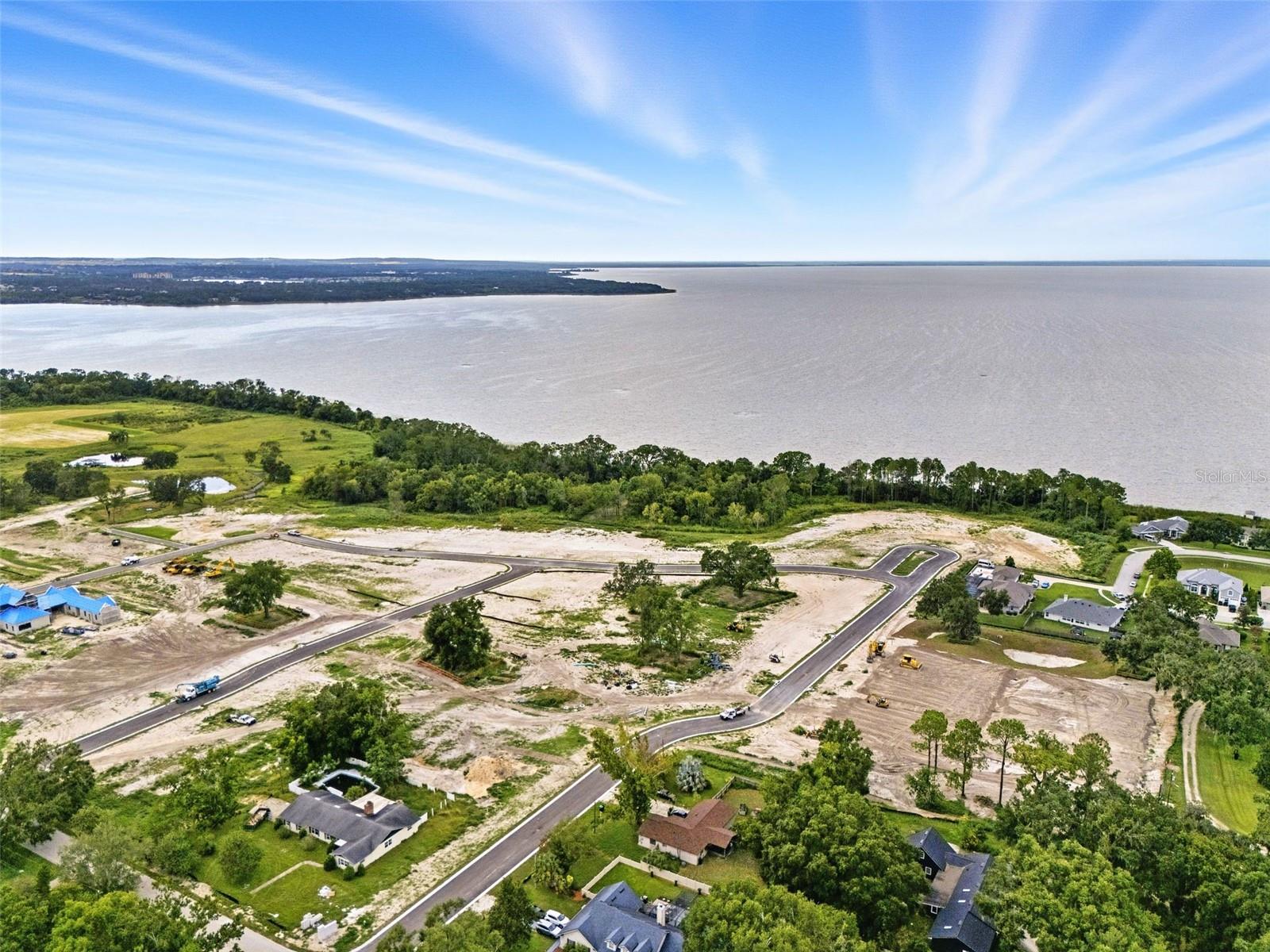 N DANIELS ST, OAKLAND, FL, 34760