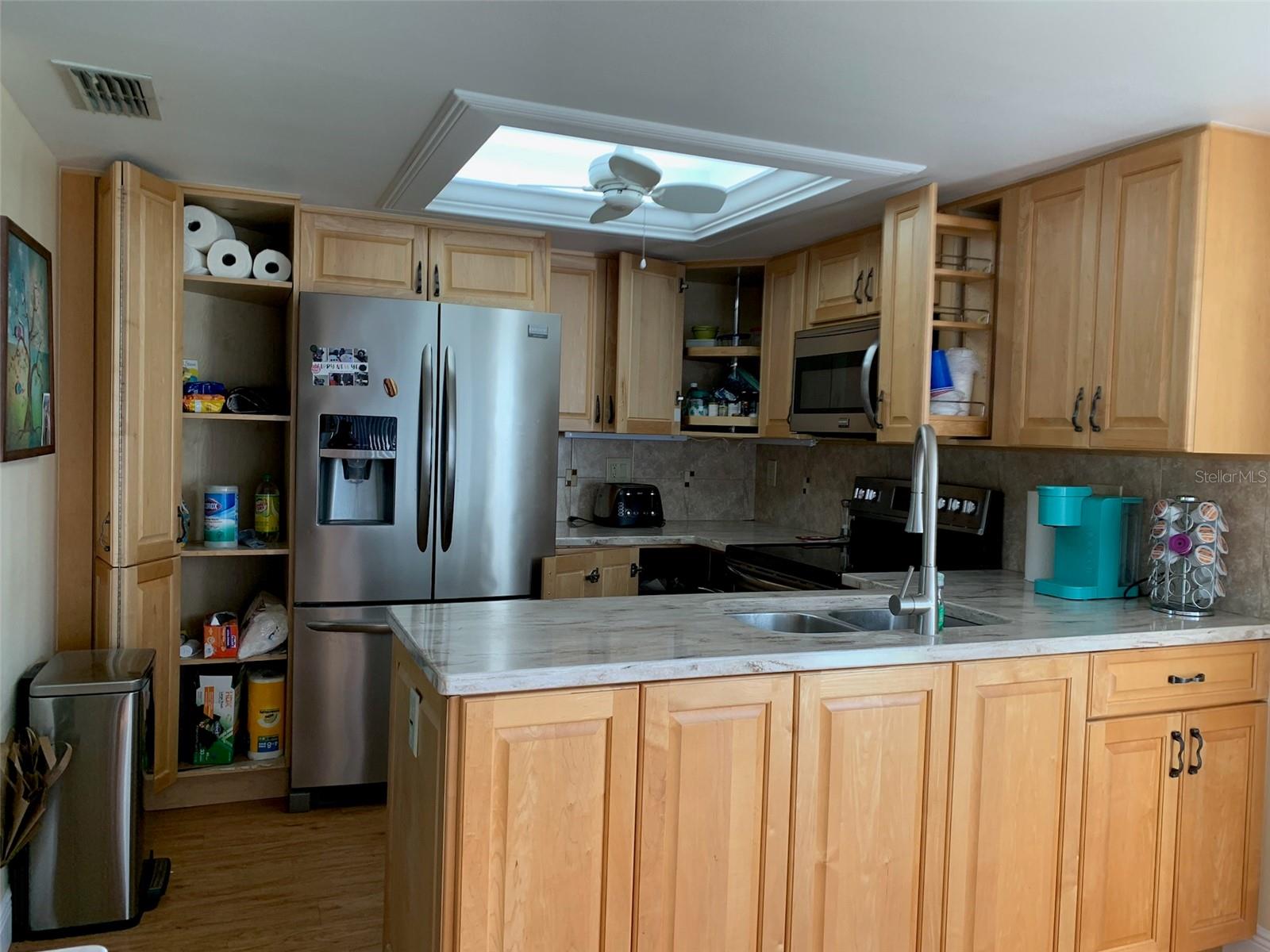 776 LAKEWOOD DR, PALM HARBOR, FL, 34684