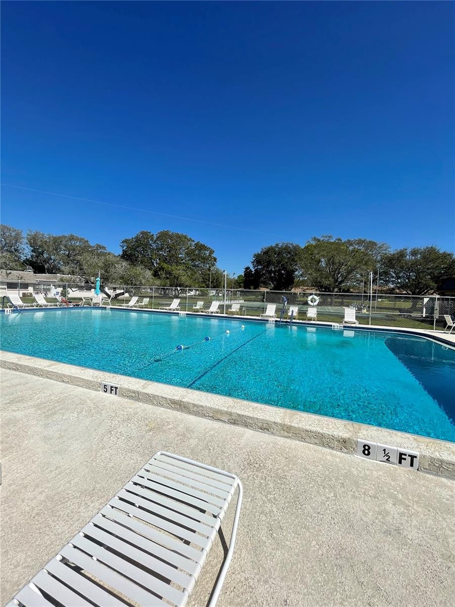 8205 BURGUNDY DR N #8205, PINELLAS PARK, FL, 33781