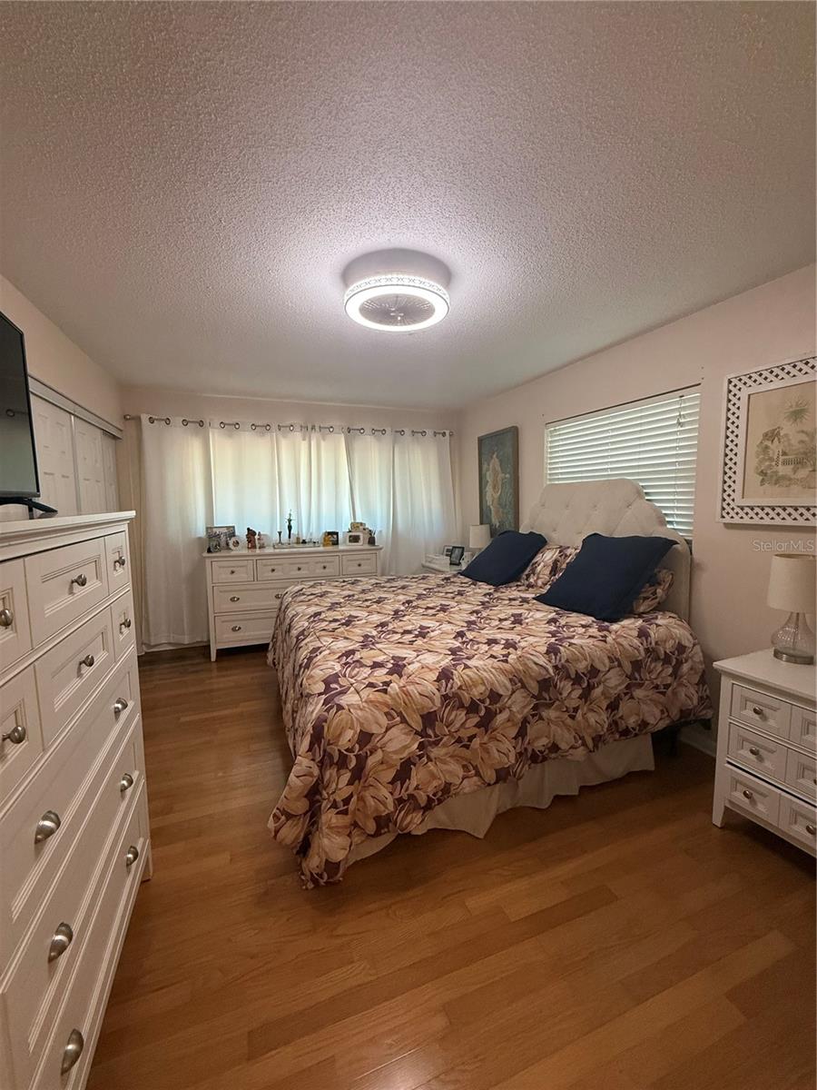 8205 BURGUNDY DR N #8205, PINELLAS PARK, FL, 33781