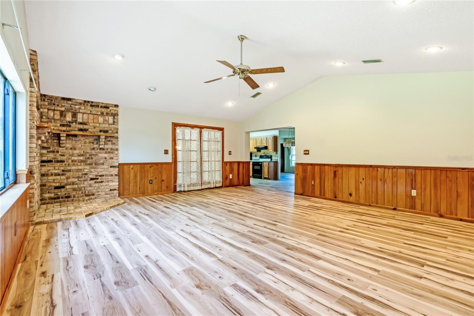 2428 W ORANGE RD, DELAND, FL, 32724