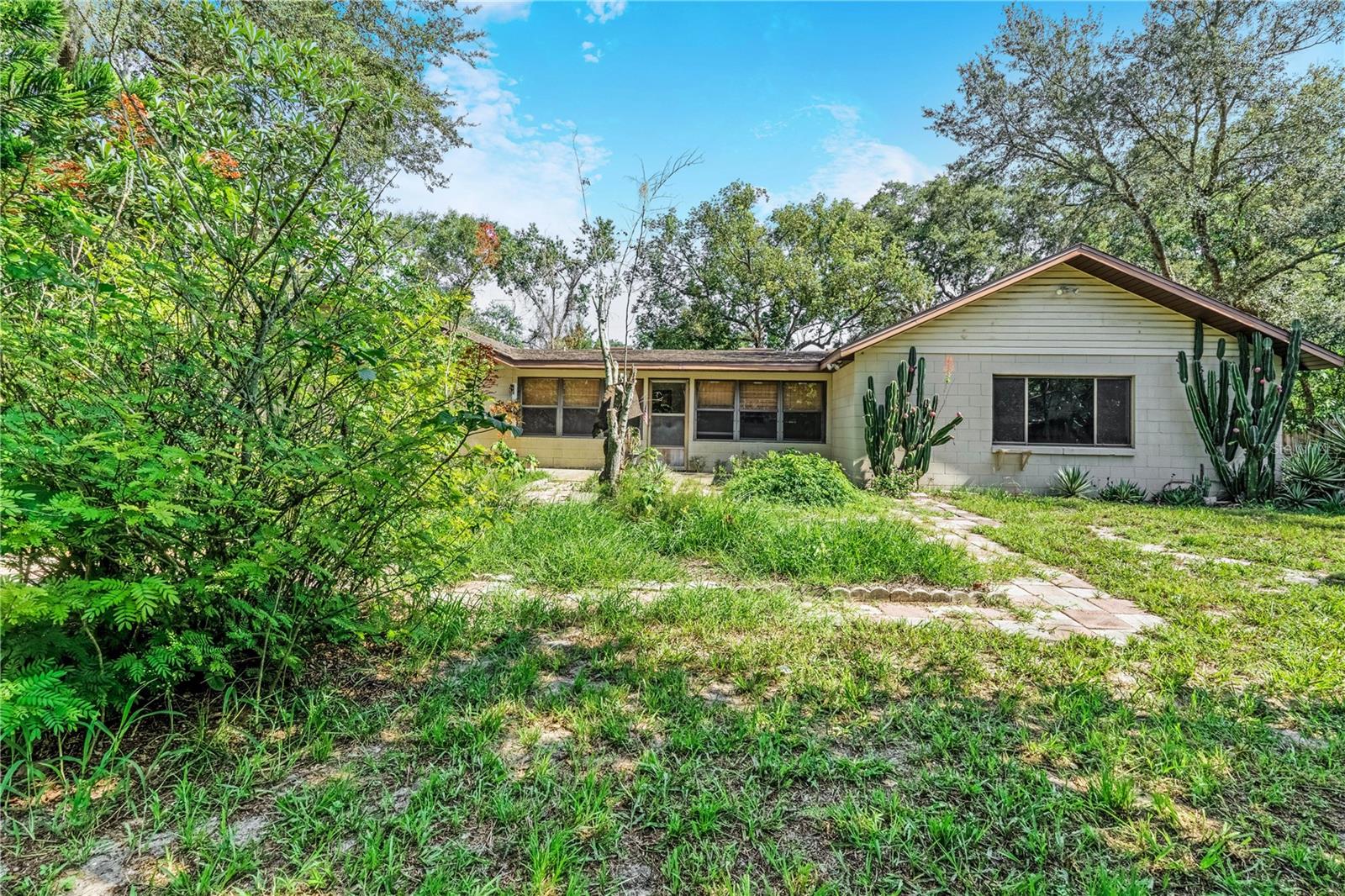 2428 W ORANGE RD, DELAND, FL, 32724