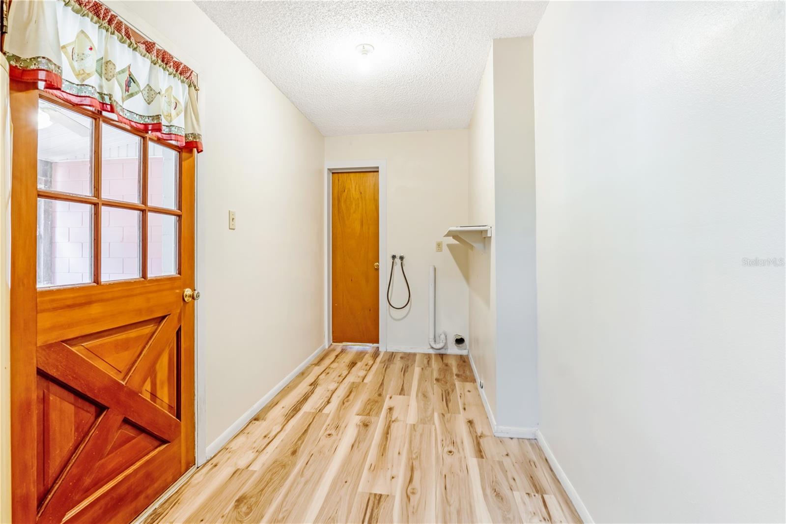 2428 W ORANGE RD, DELAND, FL, 32724