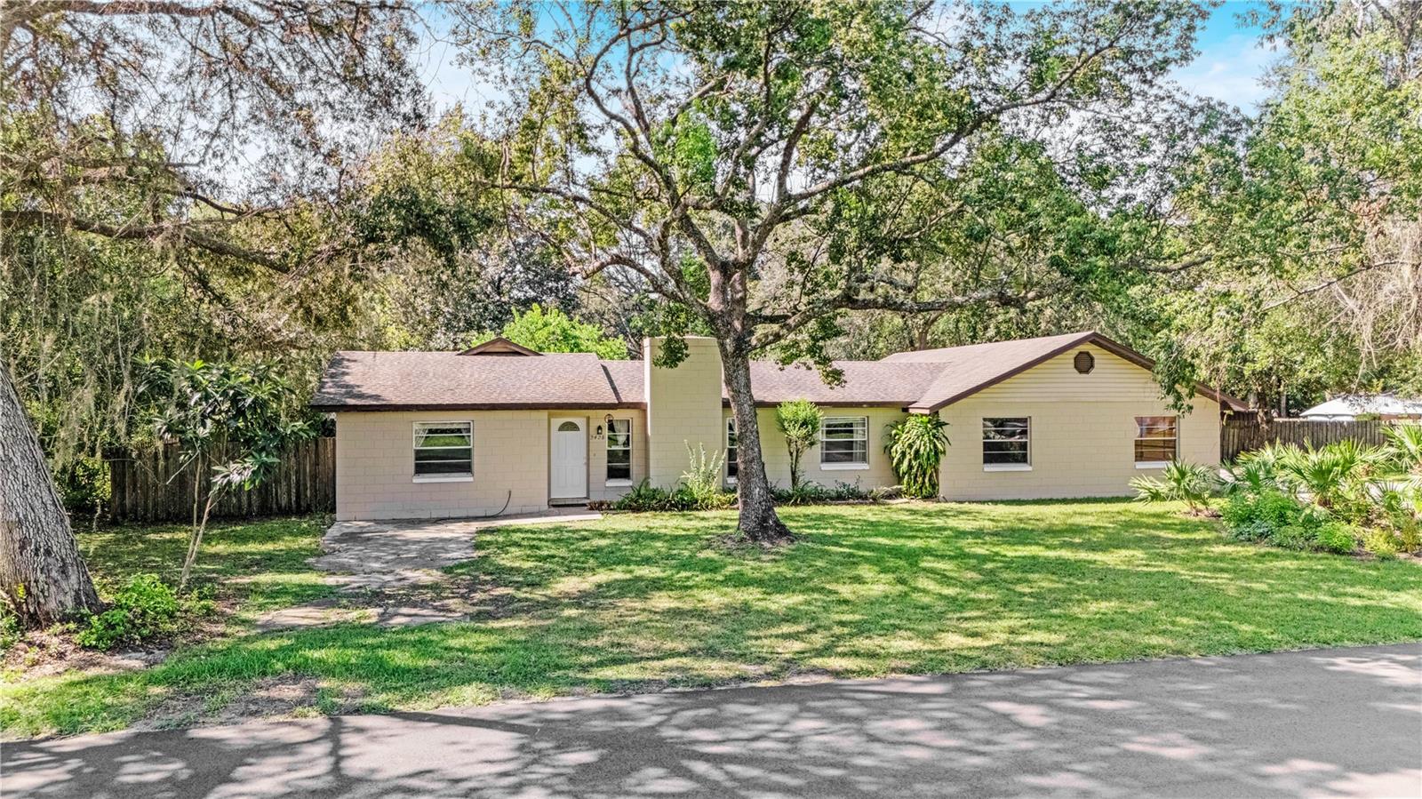 2428 W ORANGE RD, DELAND, FL, 32724