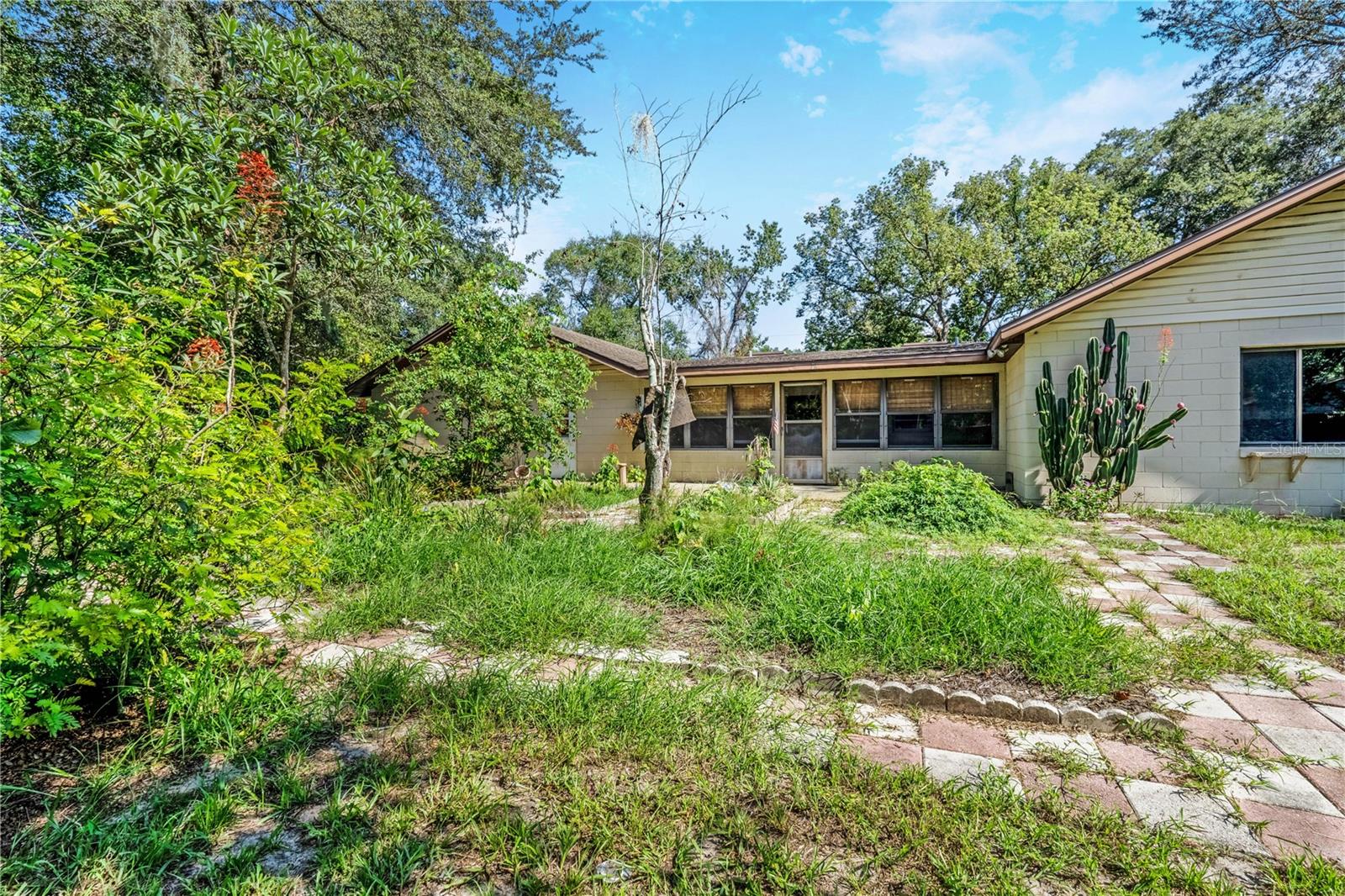 2428 W ORANGE RD, DELAND, FL, 32724