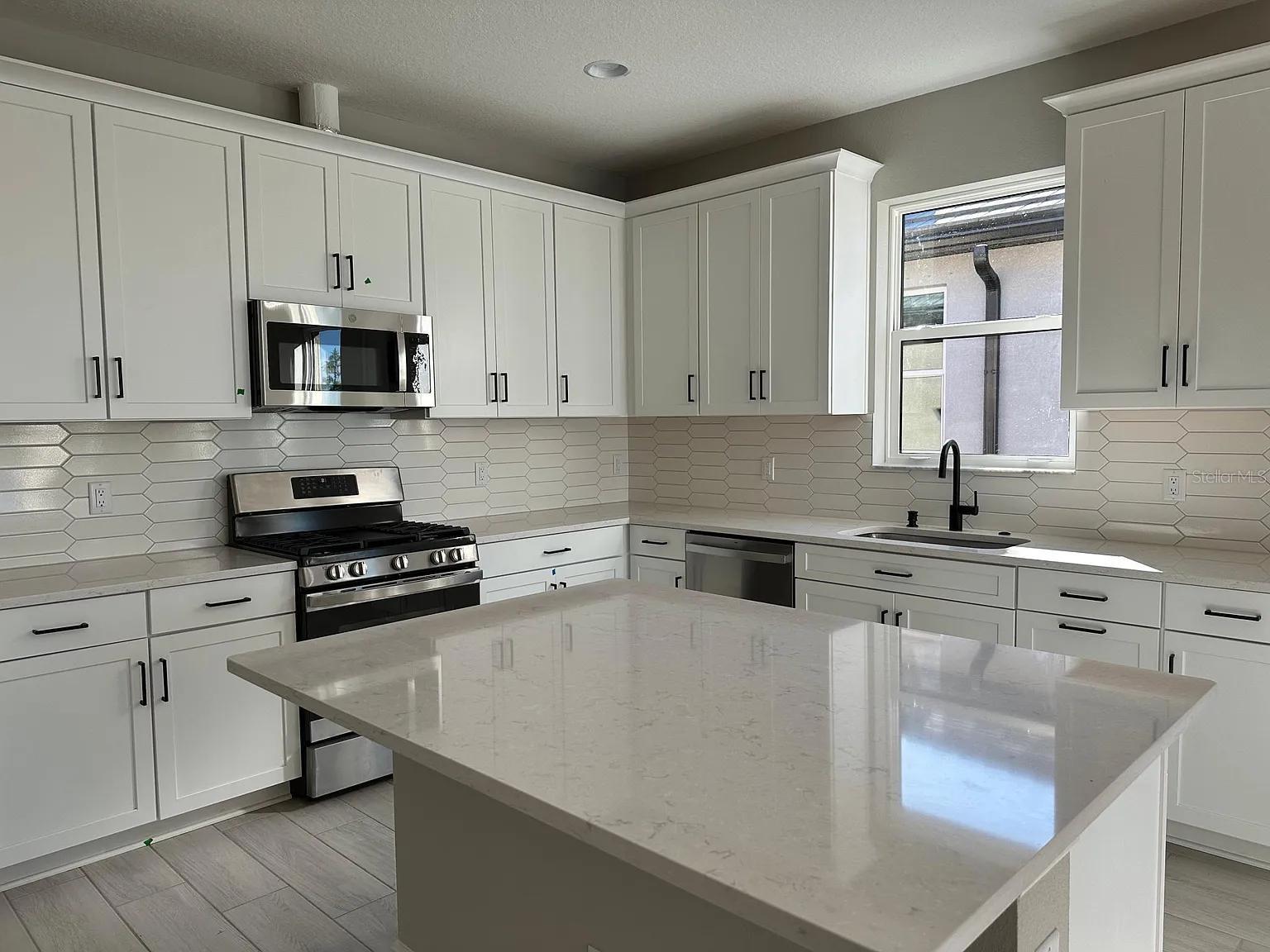 SWEETWATER AT LAKEWOOD RANCH PH I & II, BRADENTON, FL, 34211