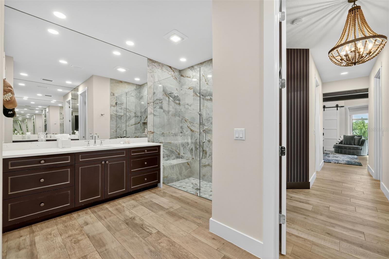 O6336679 Property Photo