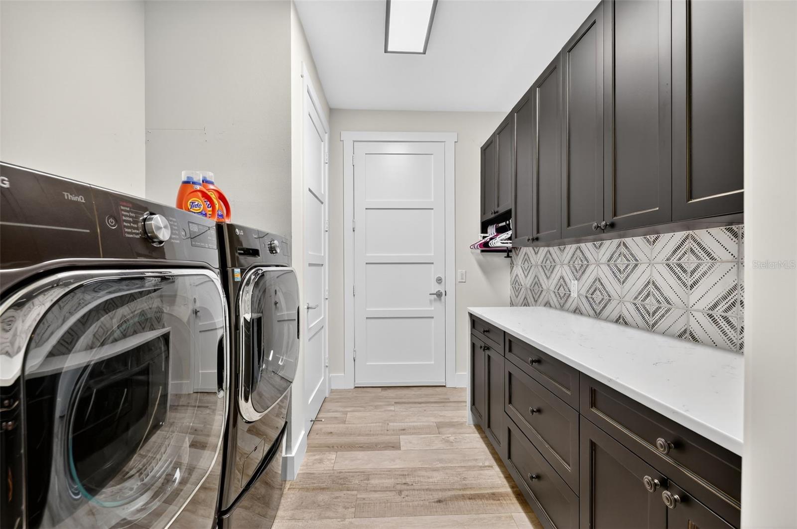 O6336679 Property Photo