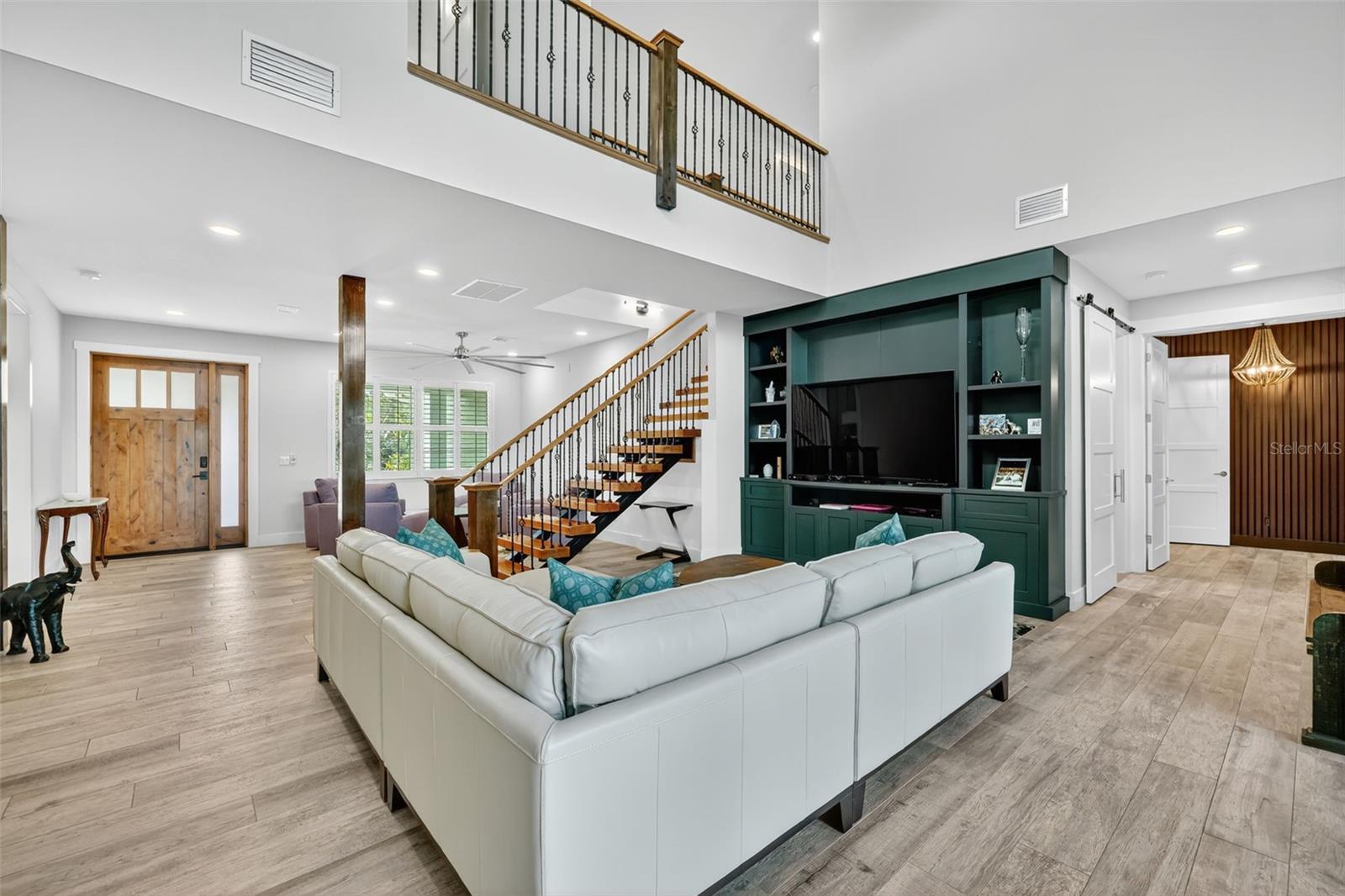 O6336679 Property Photo