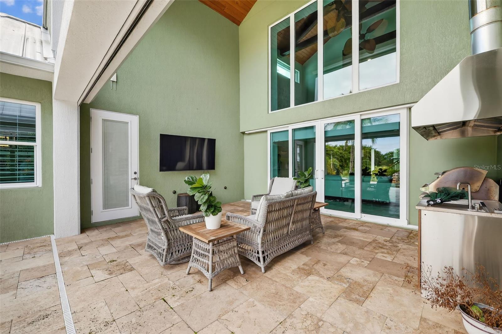 O6336679 Property Photo