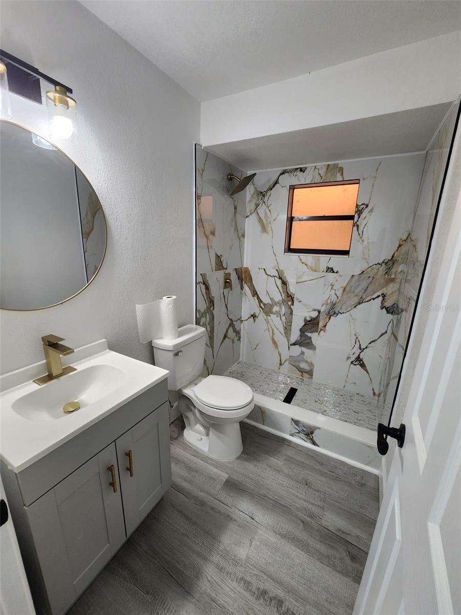 8058 DEERWOOD CIR, TAMPA, FL, 33610