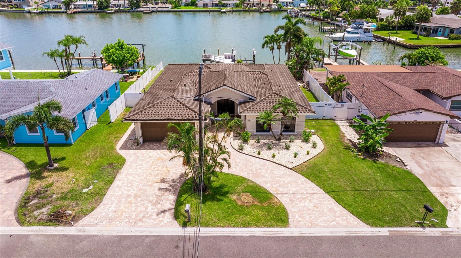 565 CRYSTAL DR, MADEIRA BEACH, FL, 33708