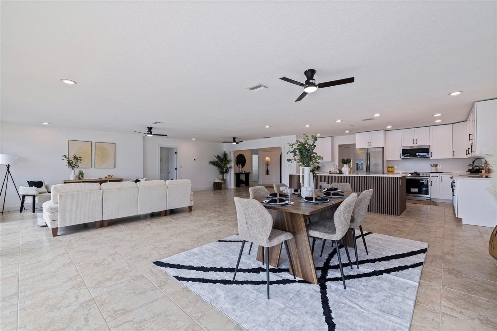 565 CRYSTAL DR, MADEIRA BEACH, FL, 33708