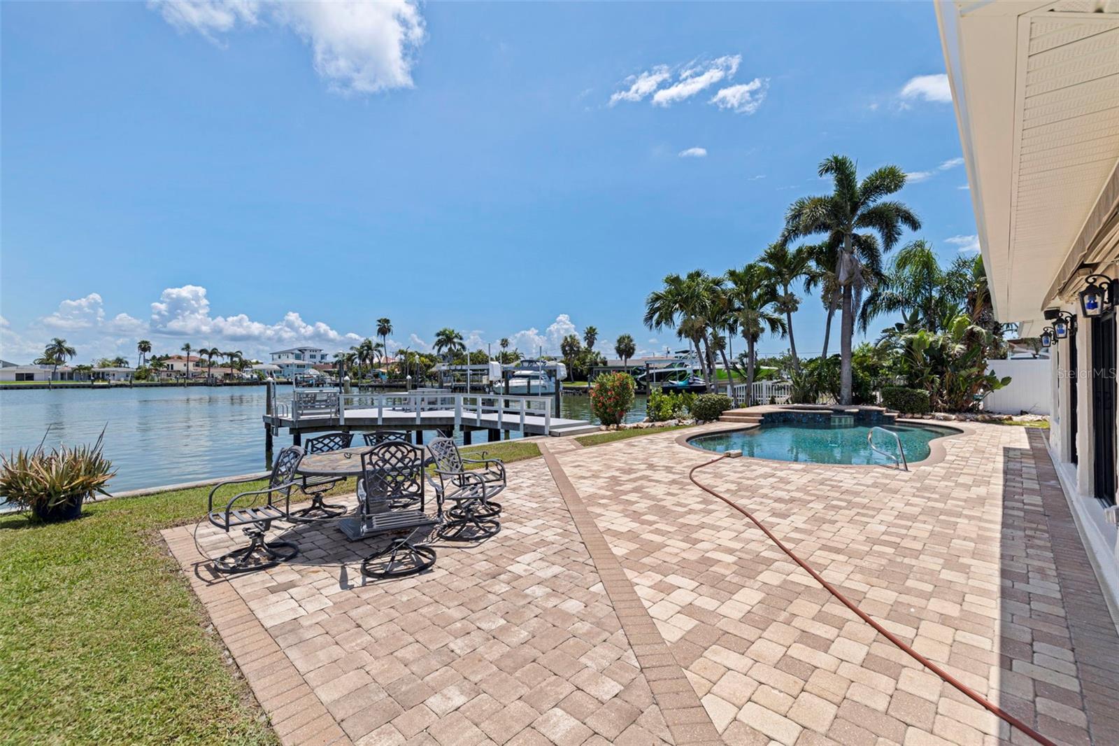 565 CRYSTAL DR, MADEIRA BEACH, FL, 33708