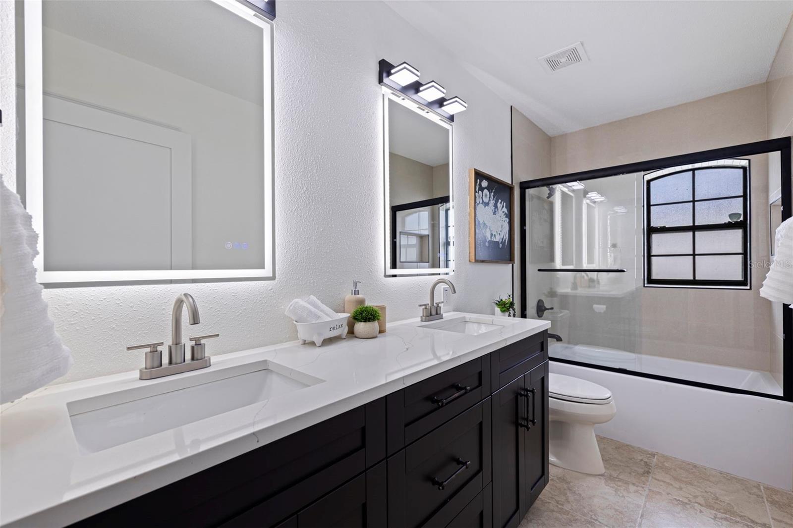 565 CRYSTAL DR, MADEIRA BEACH, FL, 33708