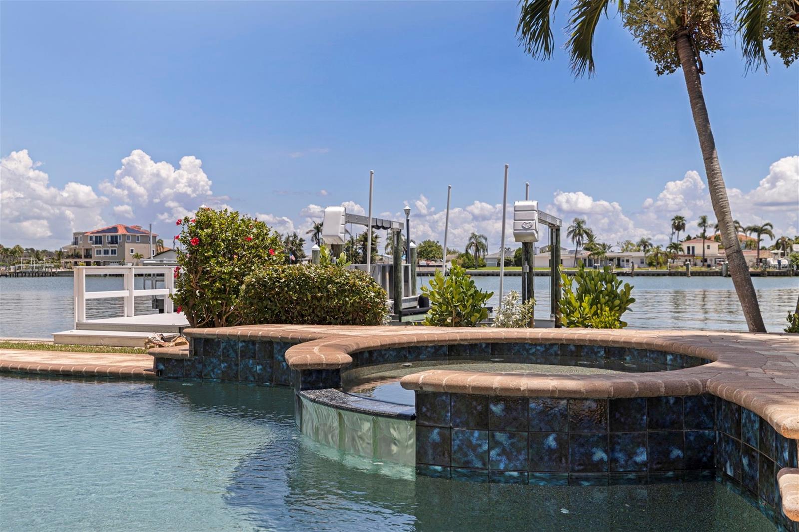 565 CRYSTAL DR, MADEIRA BEACH, FL, 33708