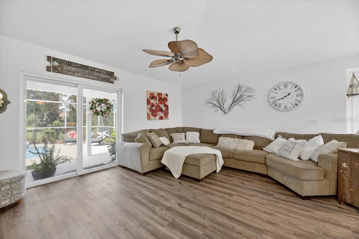 1725 KIRTLEY DR, BRANDON, FL, 33511